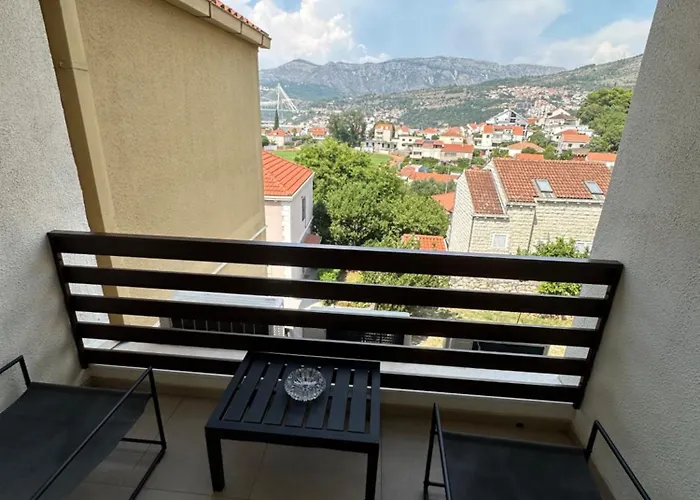 Cruise Ship Bridge View Luka Appartement *