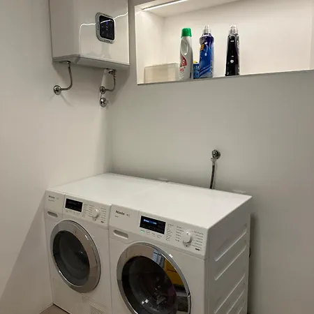 Cruise Ship Bridge View Luka Appartement